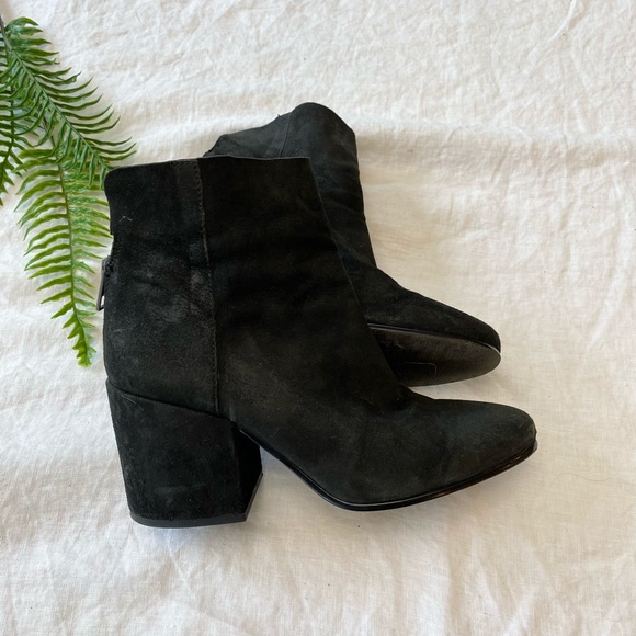 Lucky Brand Ravynn Ankle Boot Black Leather Block Heel - Picture 6 of 12